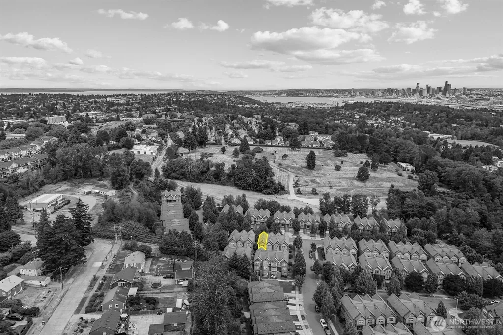 2707 SW Sylvan Heights Drive Seattle WA 98106