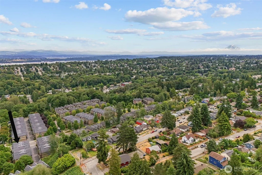 2707 SW Sylvan Heights Drive Seattle WA 98106