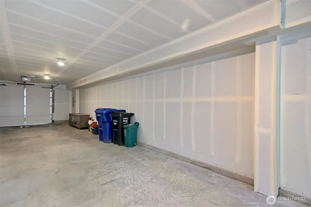 2707 SW Sylvan Heights Drive Seattle WA 98106