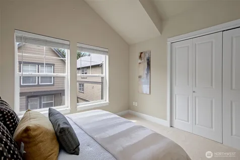 2707 SW Sylvan Heights Drive Seattle WA 98106