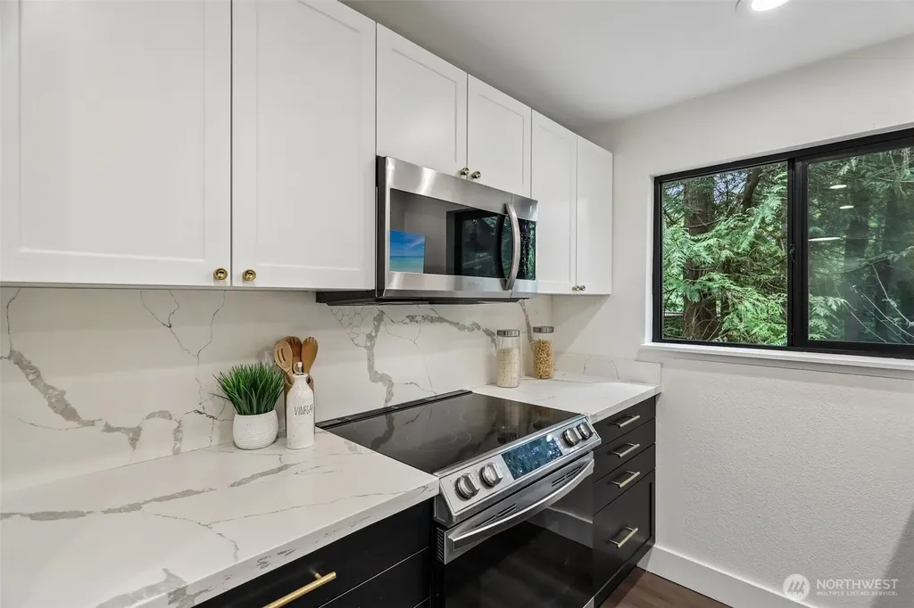 8110 145th Court NE Redmond WA 98052