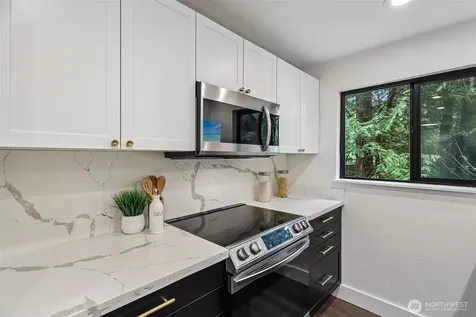 8110 145th Court NE Redmond WA 98052