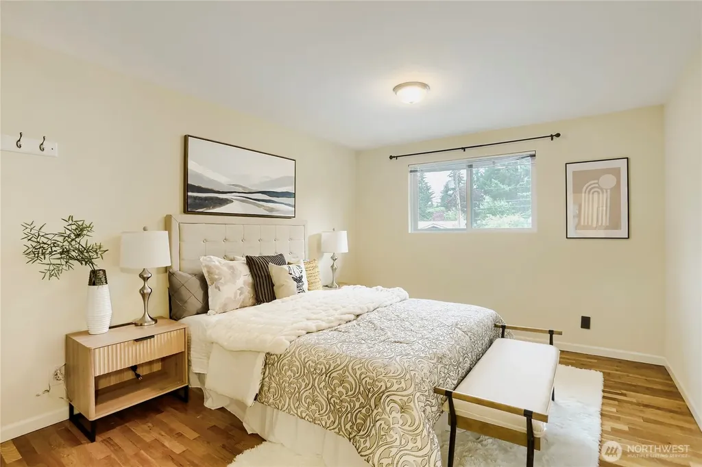 8451 NE 137th Street Kirkland WA 98034