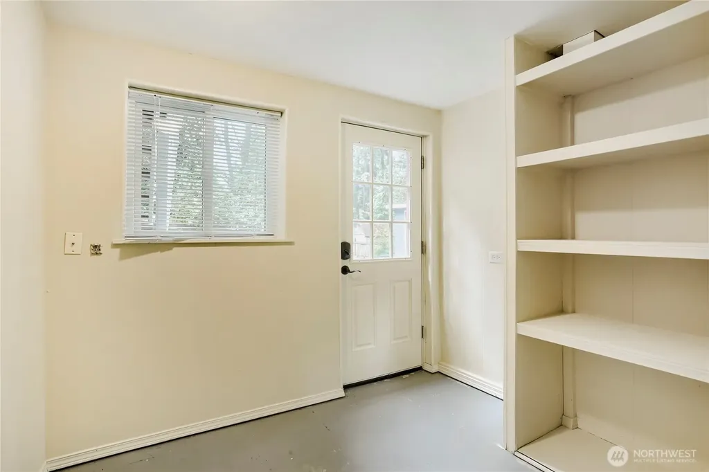 8451 NE 137th Street Kirkland WA 98034