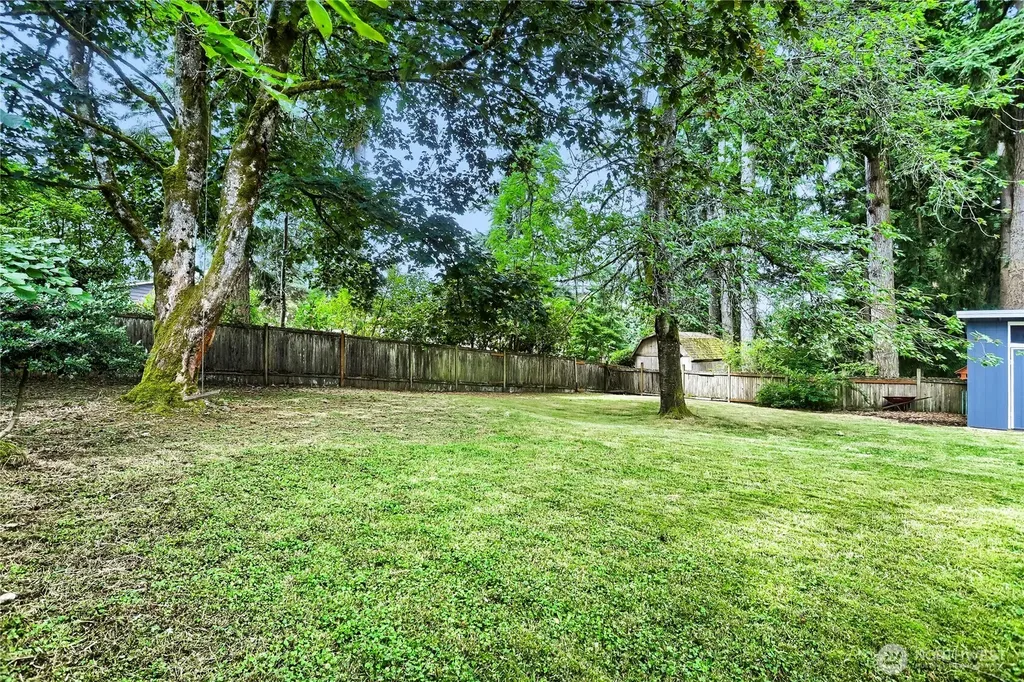 8451 NE 137th Street Kirkland WA 98034