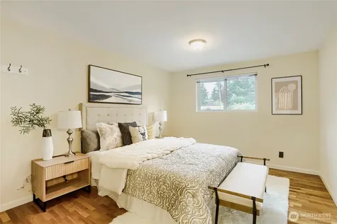 8451 NE 137th Street Kirkland WA 98034