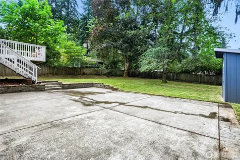 8451 NE 137th Street Kirkland WA 98034