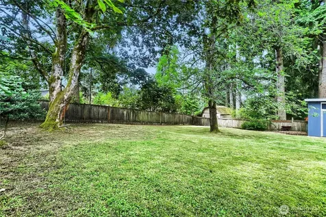 8451 NE 137th Street Kirkland WA 98034
