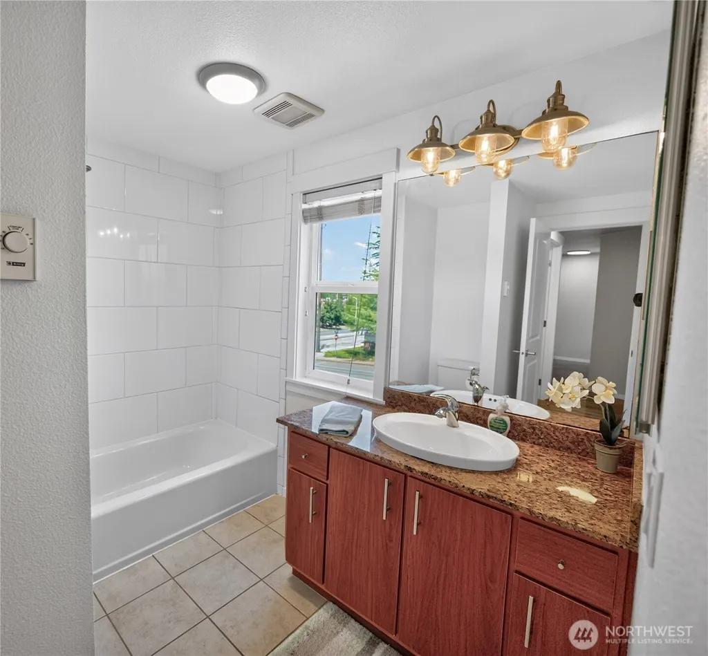 5822 N 35th Street Tacoma WA 98407
