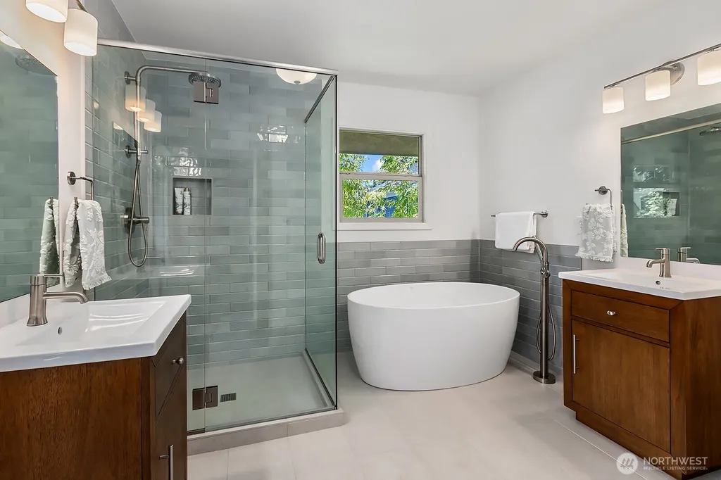 1506 17th Avenue E Seattle WA 98112