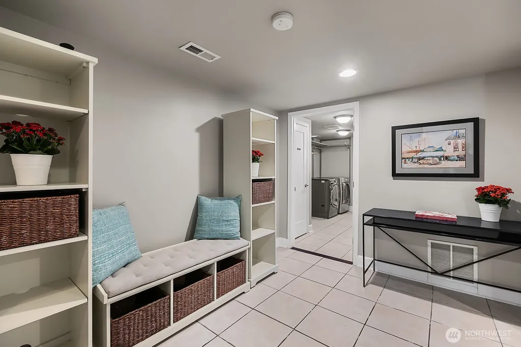 1506 17th Avenue E Seattle WA 98112