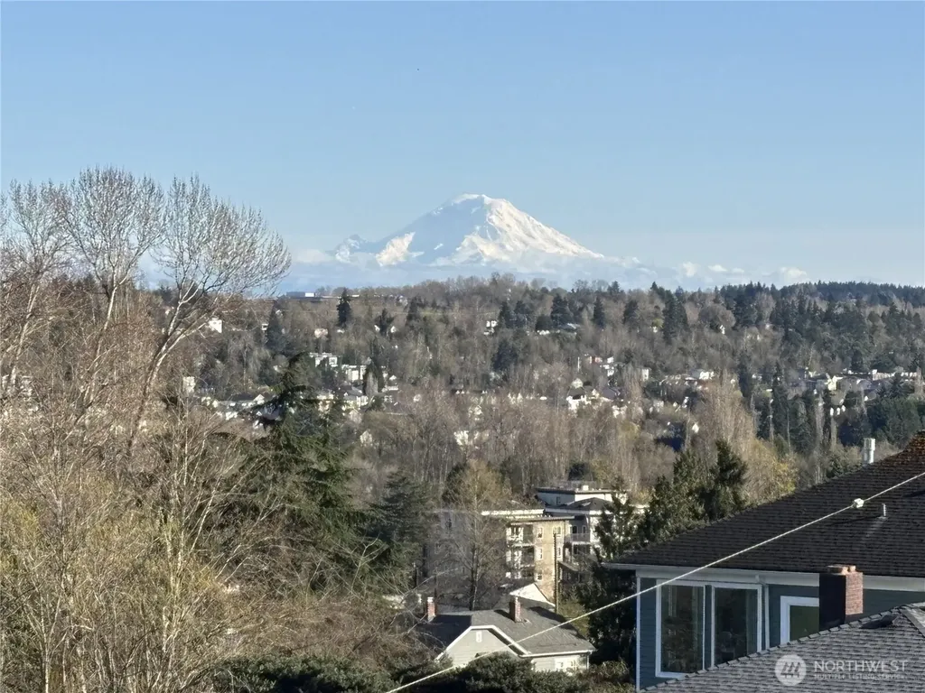 3741 33rd Avenue SW Seattle WA 98126