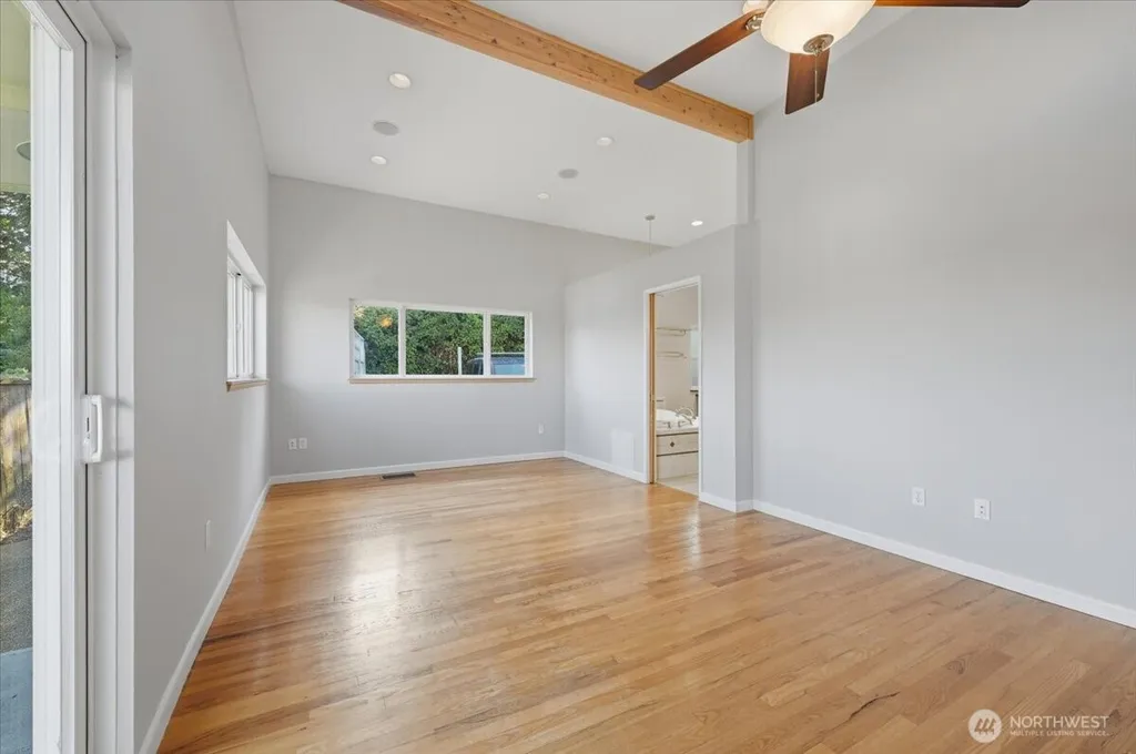 3741 33rd Avenue SW Seattle WA 98126