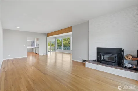 3741 33rd Avenue SW Seattle WA 98126