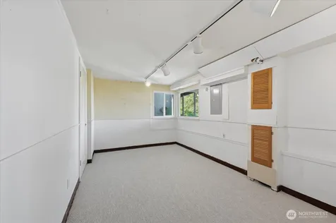 3741 33rd Avenue SW Seattle WA 98126