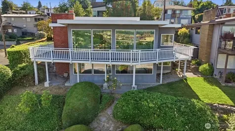3741 33rd Avenue SW Seattle WA 98126