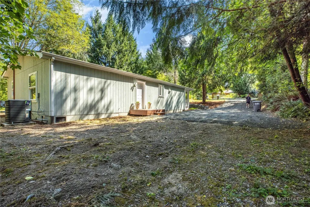 13622 138th Avenue NW Gig Harbor WA 98329