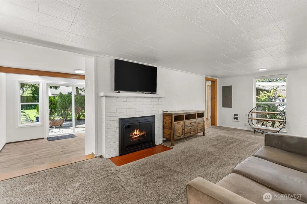 10002 Oak Lane SW Lakewood WA 98499