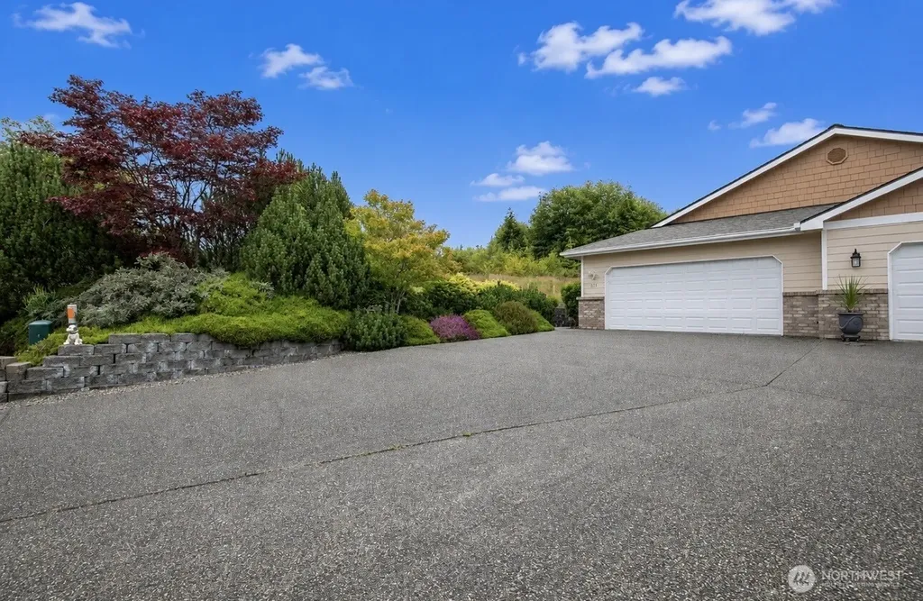 212 Brant Lane Hoquiam WA 98550