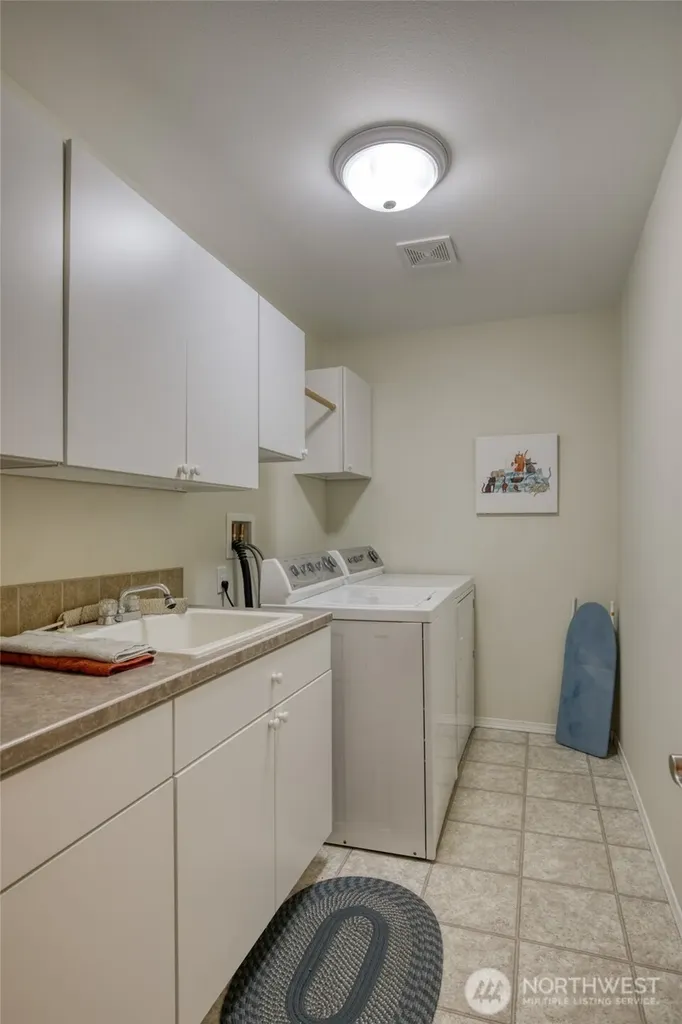 212 Brant Lane Hoquiam WA 98550