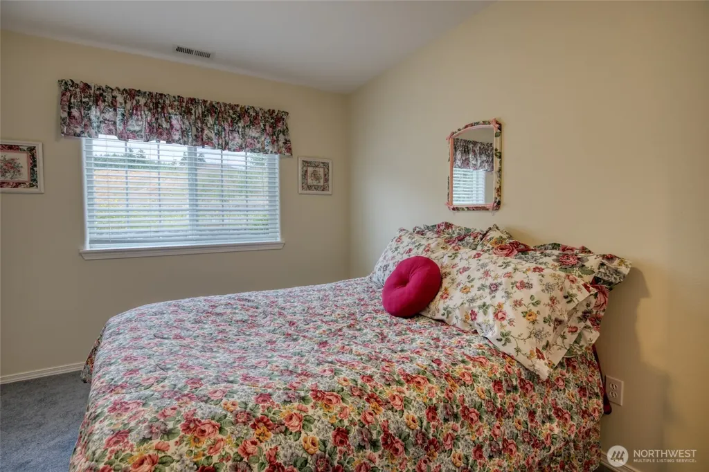 212 Brant Lane Hoquiam WA 98550