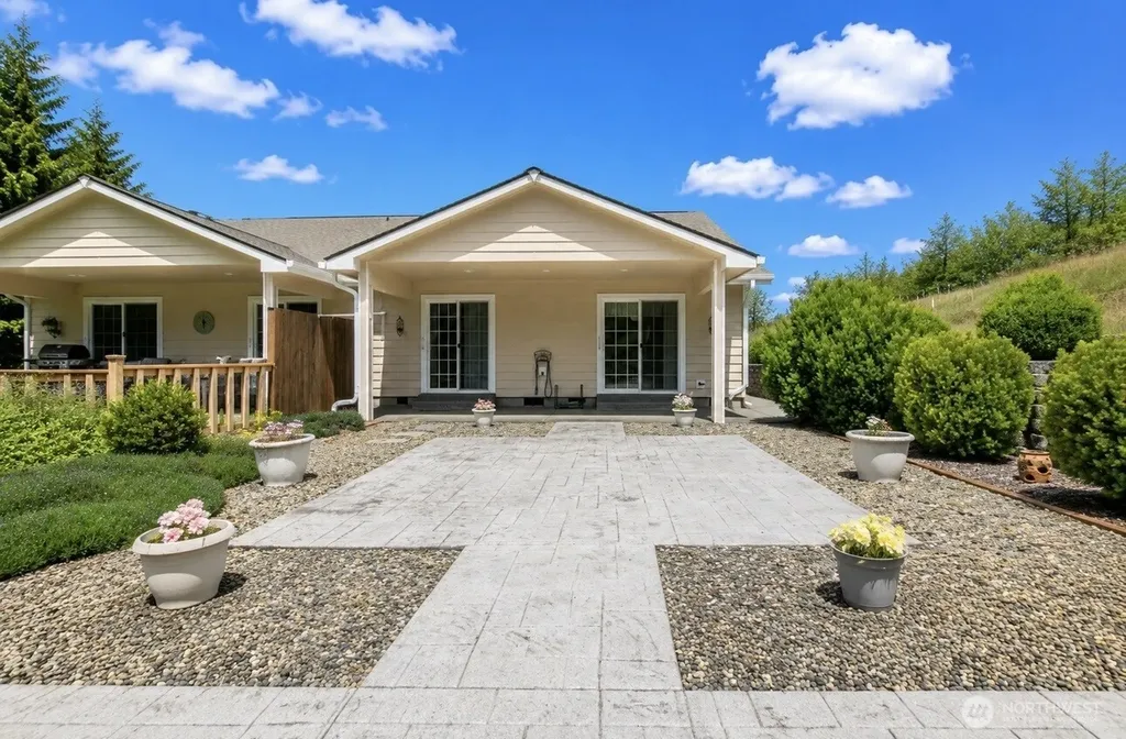212 Brant Lane Hoquiam WA 98550