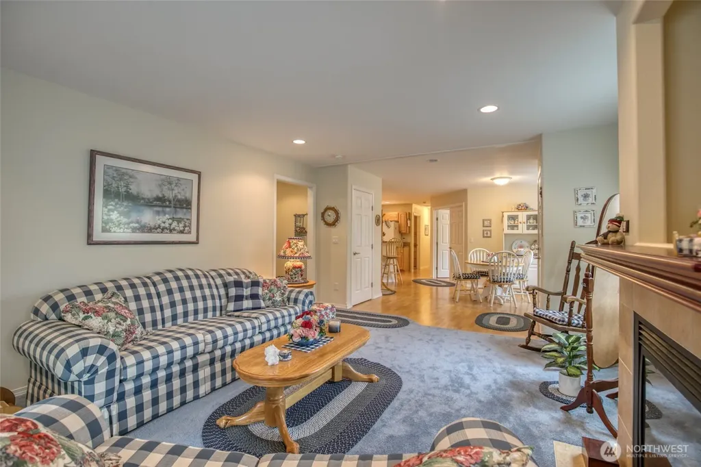 212 Brant Lane Hoquiam WA 98550