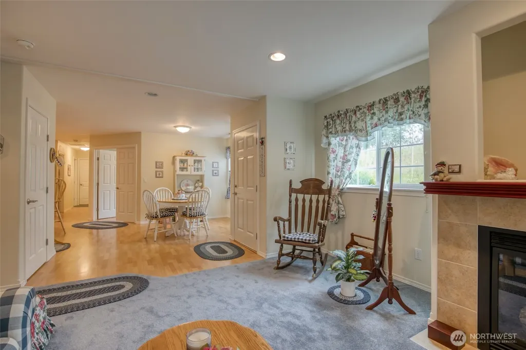 212 Brant Lane Hoquiam WA 98550