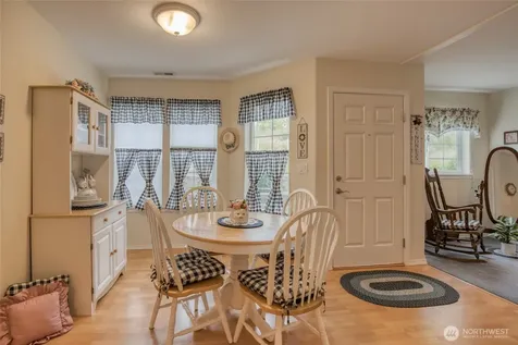 212 Brant Lane Hoquiam WA 98550