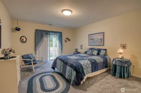 212 Brant Lane Hoquiam WA 98550
