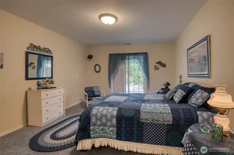 212 Brant Lane Hoquiam WA 98550