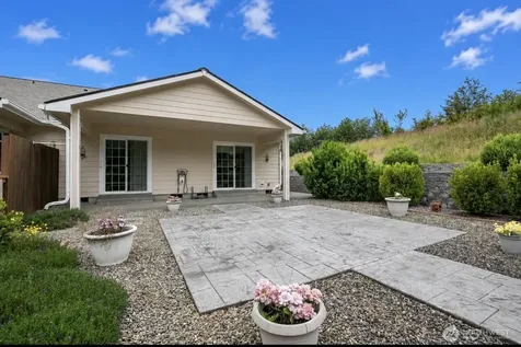 212 Brant Lane Hoquiam WA 98550