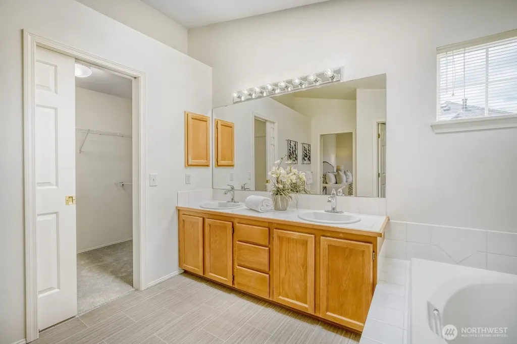 11240 SE 189th Court Renton WA 98055