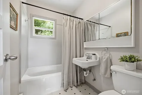 809 Liberty Street Bellingham WA 98225
