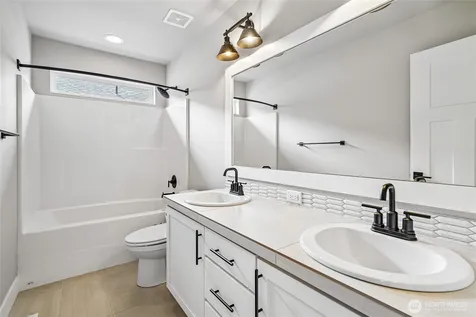19395 139th Place SE Renton WA 98058