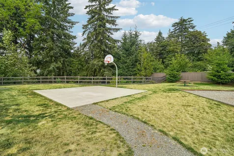 19395 139th Place SE Renton WA 98058