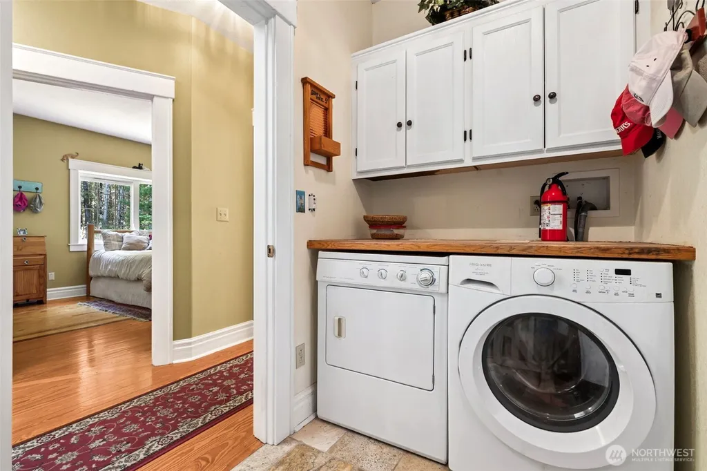 3840 E Mason Lake Road Shelton WA 98584