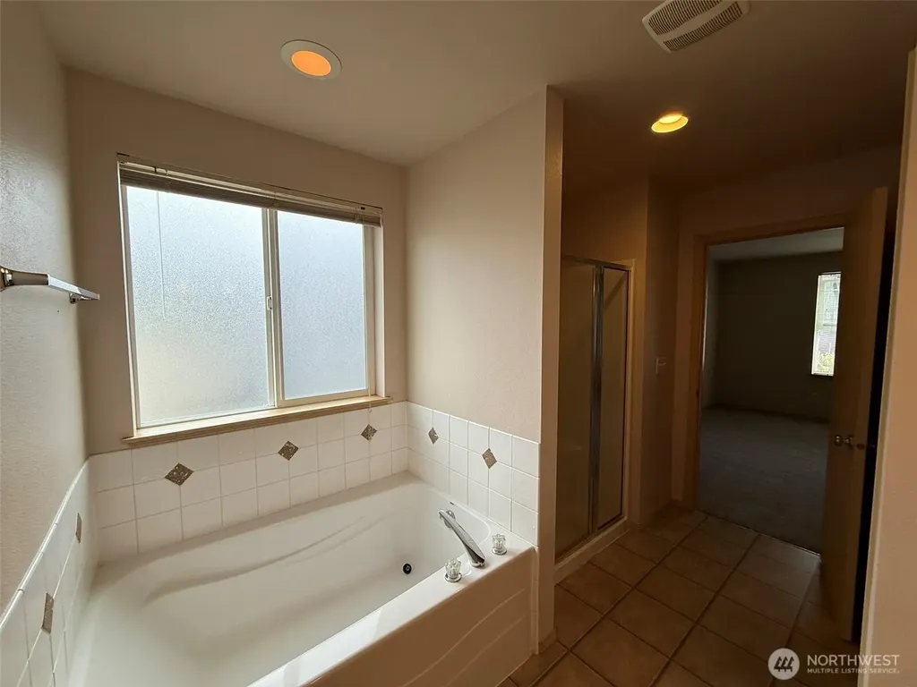 26829 226th Place SE Maple Valley WA 98038