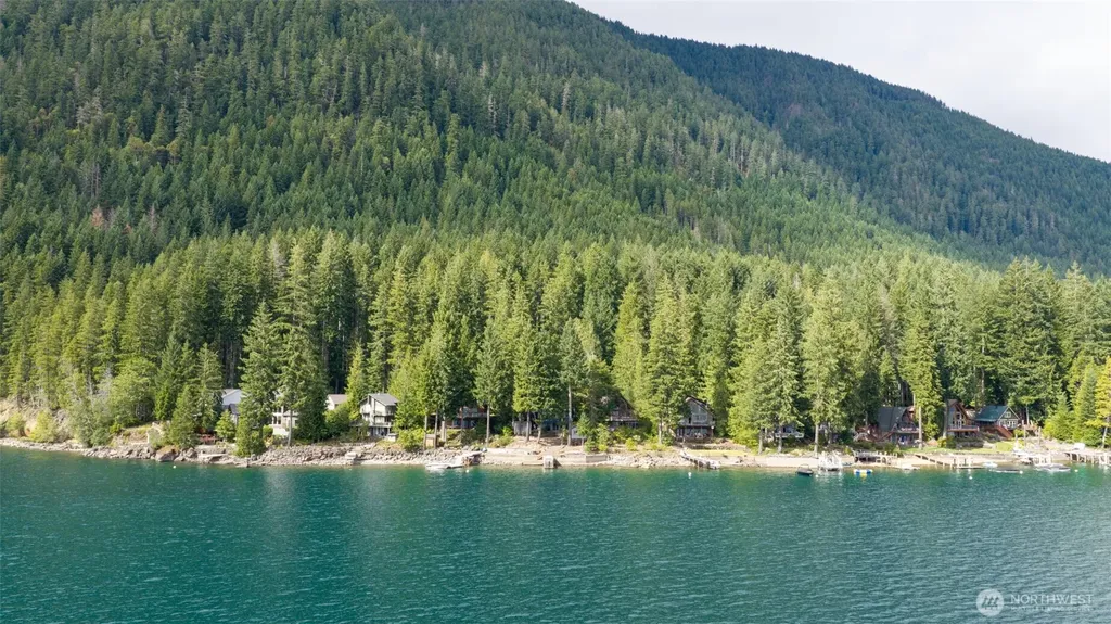 411 N Potlatch Drive N Hoodsport WA 98548