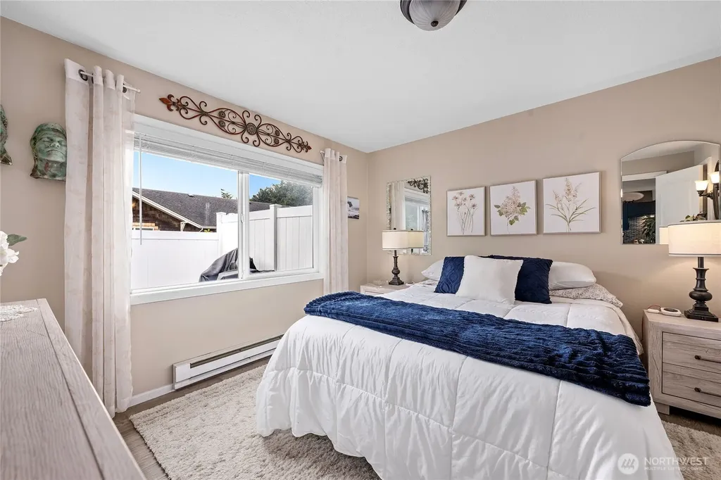 1611 Ocean Beach Boulevard Long Beach WA 98631