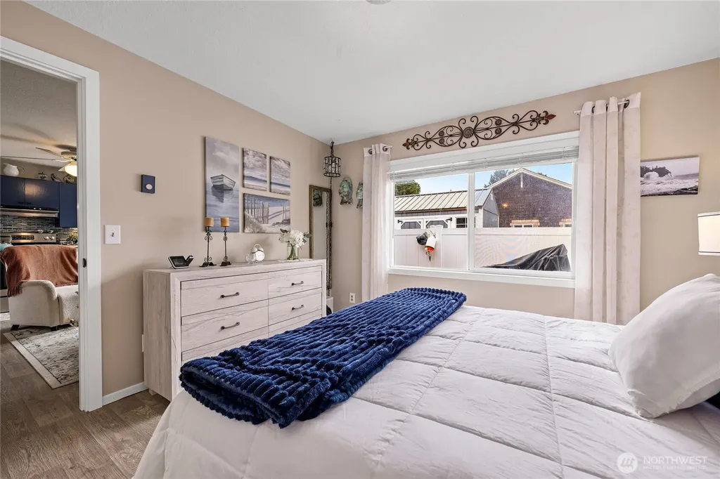 1611 Ocean Beach Boulevard Long Beach WA 98631