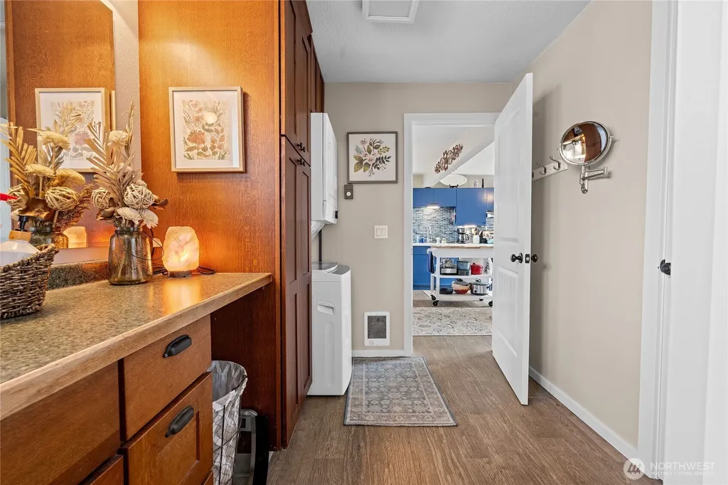1611 Ocean Beach Boulevard Long Beach WA 98631