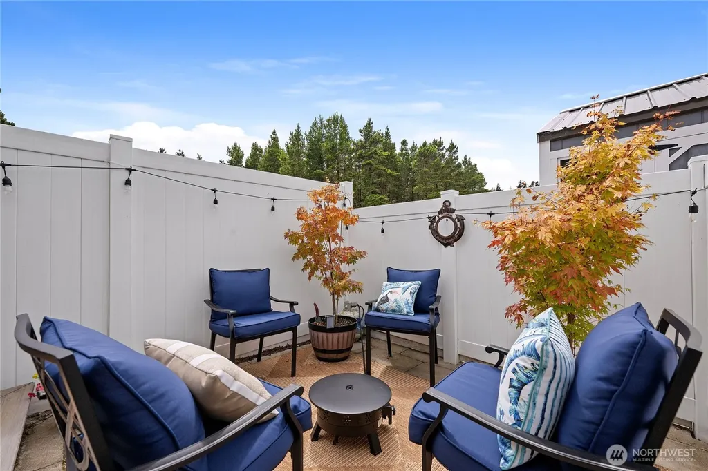 1611 Ocean Beach Boulevard Long Beach WA 98631