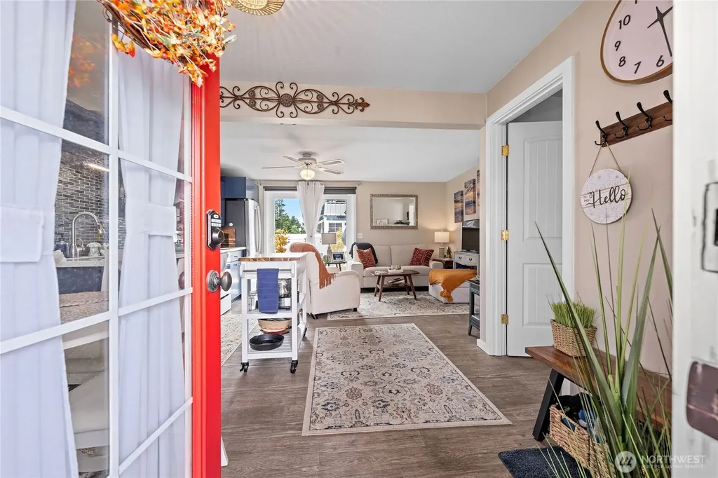 1611 Ocean Beach Boulevard Long Beach WA 98631