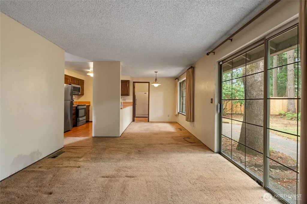 9106 Zircon Drive SW Lakewood WA 98498