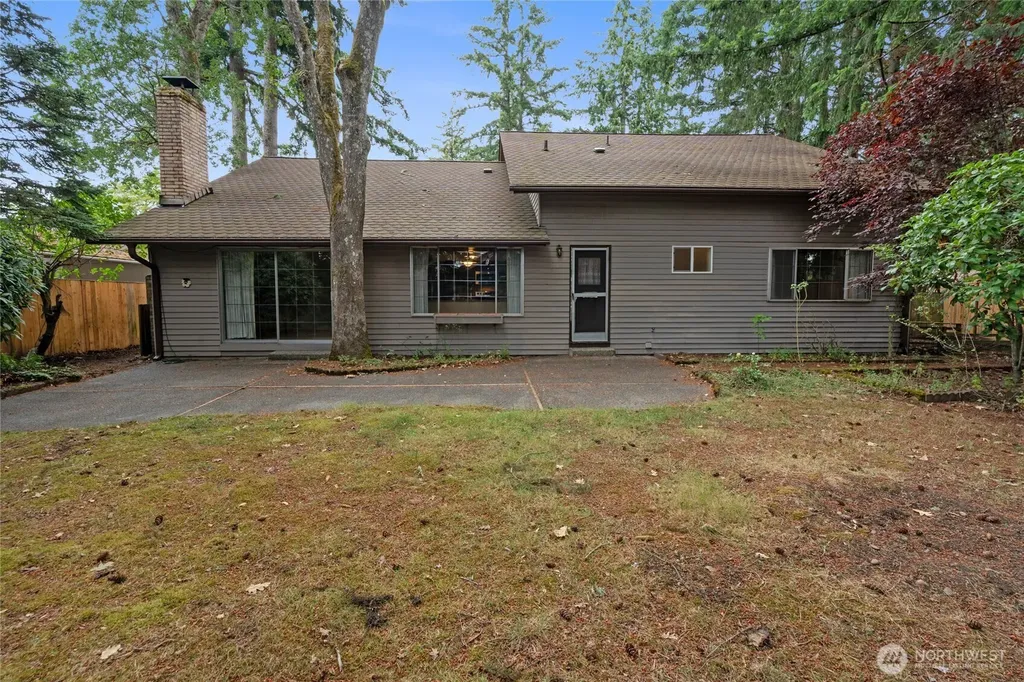 9106 Zircon Drive SW Lakewood WA 98498