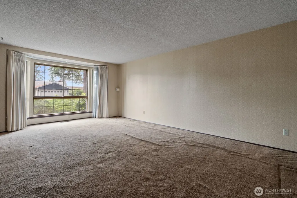 9106 Zircon Drive SW Lakewood WA 98498