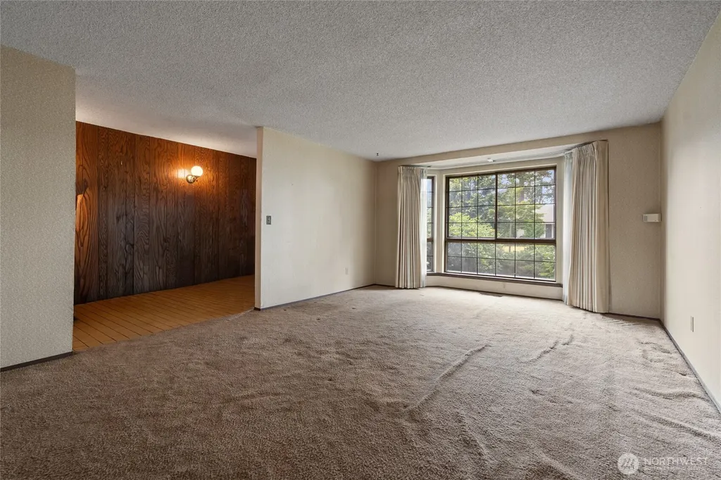 9106 Zircon Drive SW Lakewood WA 98498