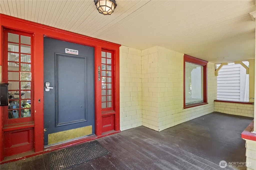 4714 17th Avenue NE Seattle WA 98105