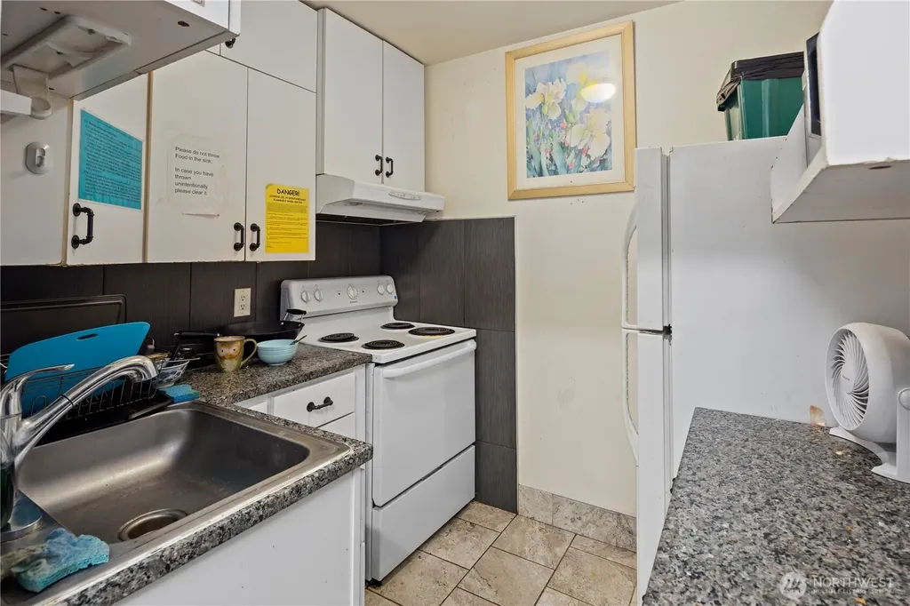 4714 17th Avenue NE Seattle WA 98105